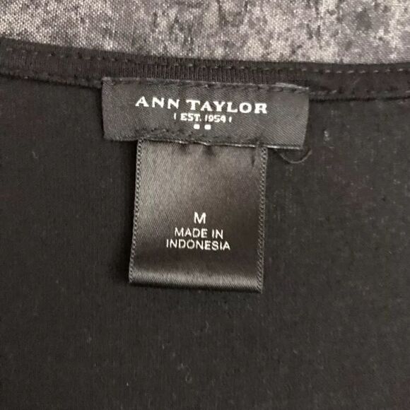 Ann Taylor Women's Black Sleeveless Top Blouse Shirt - Size Medium - Picture 4 of 7